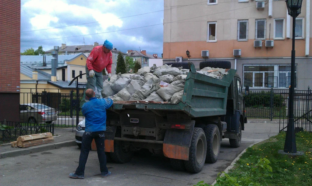 Вывоз строительного мусора в Ижевске от 1662 руб. – ПроМусор